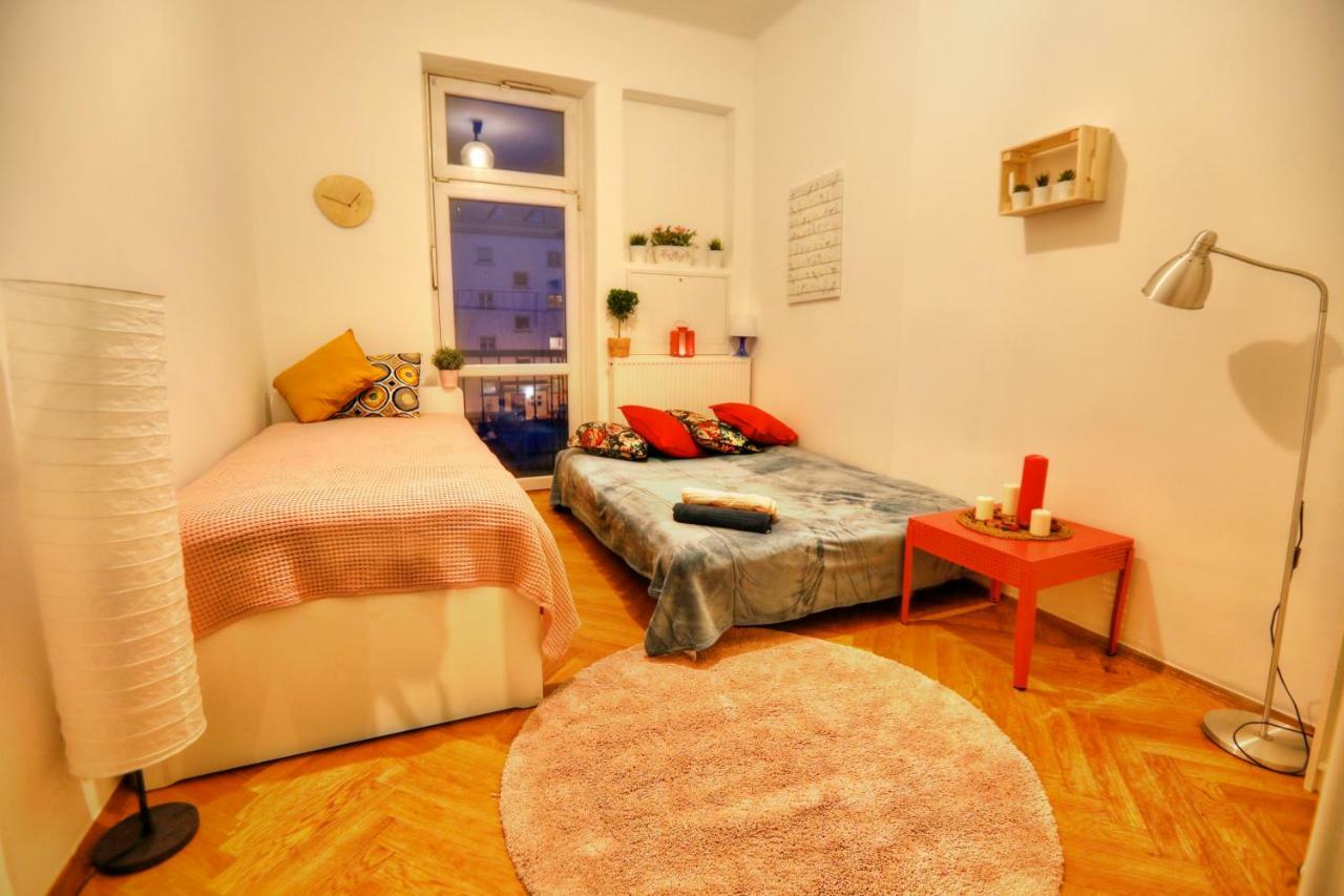 Big&Bright- Golden Apartments- Old Town Krakow Dış mekan fotoğraf